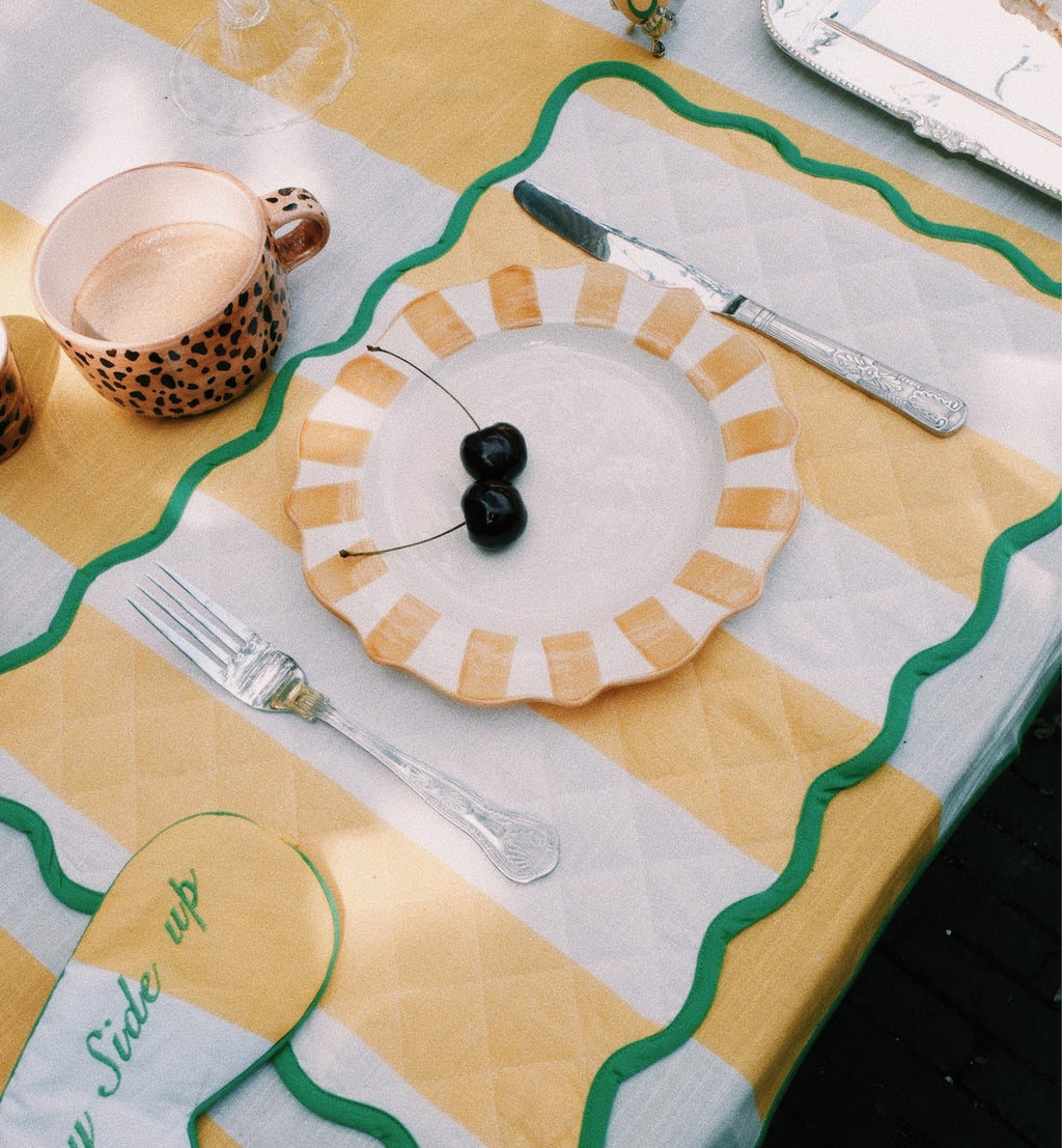 Striped Scallop Placemat