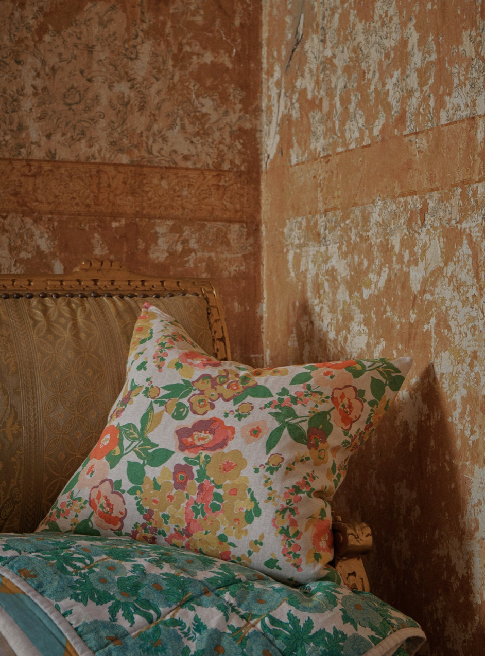 Anne Cushion