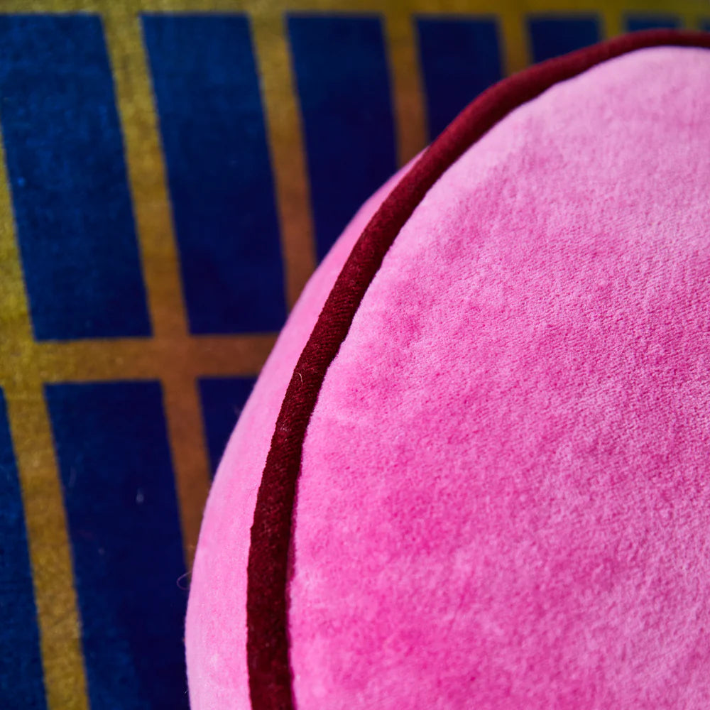 Fuchsia Round cushion